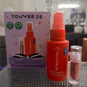TOWER 28 MINI SET!! SHINE ON LIP JELLY IN PISTACCHIO AND SOS RESCUE FACE SPRAY